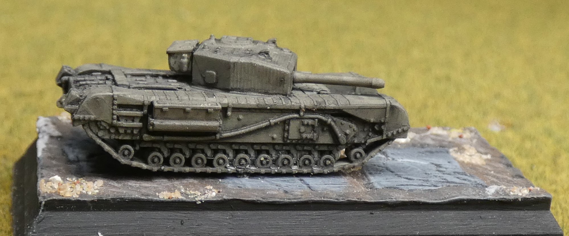 BS0011 Churchill MK III later turret long 6 pdr